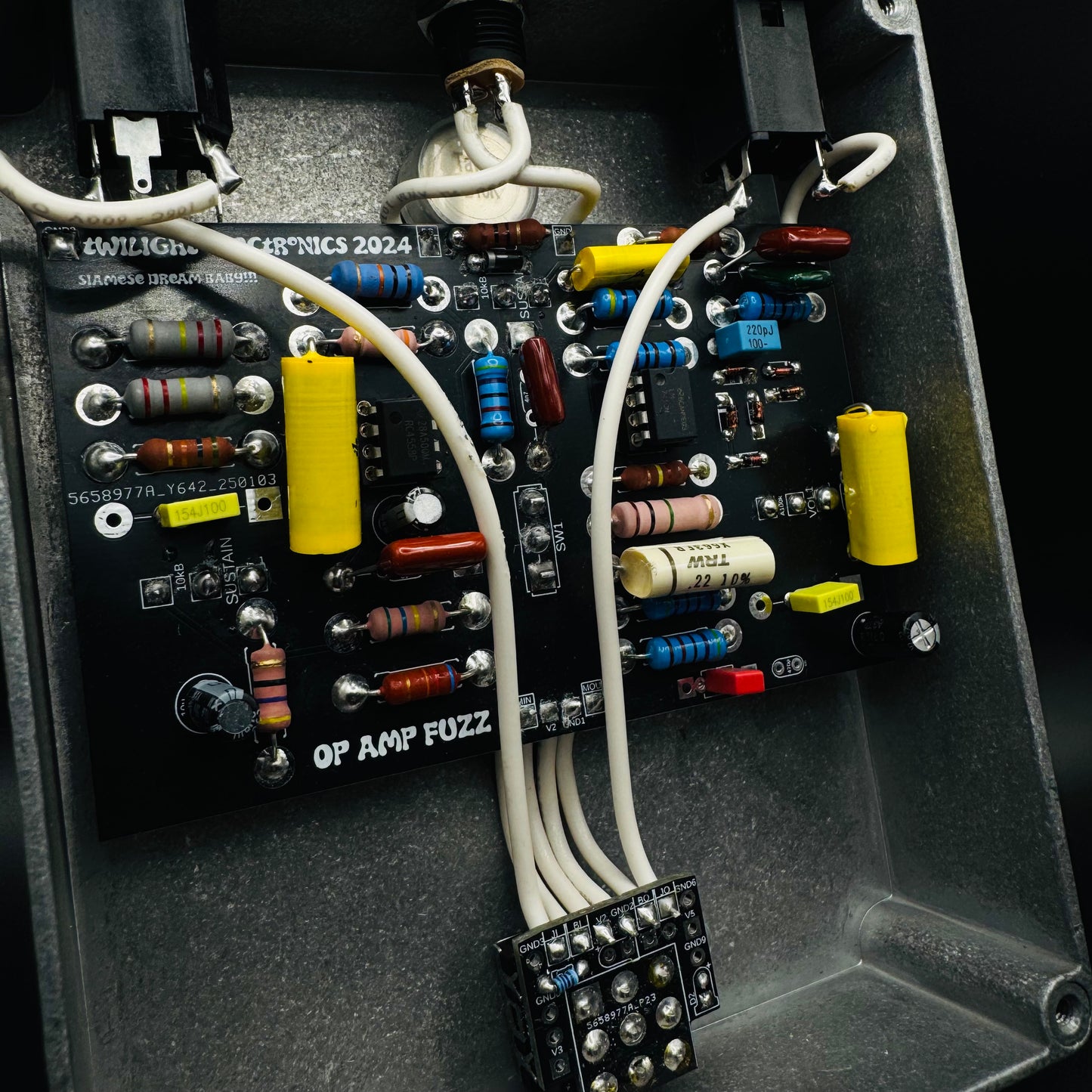 Siamese Fuzz (op amp muff)